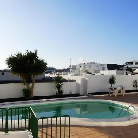 Zafiros In Puerto Del Carmen Aircond & Wifi & Dishwasher Tías